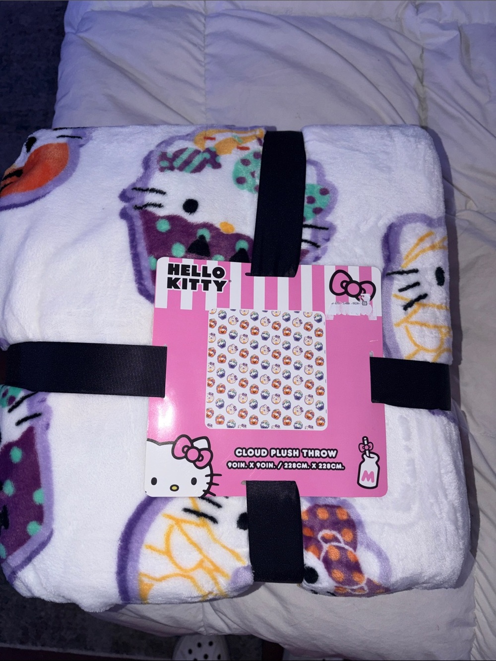 Hello Kitty White Plush Throw with Purple & Yellow Cupcake Accents